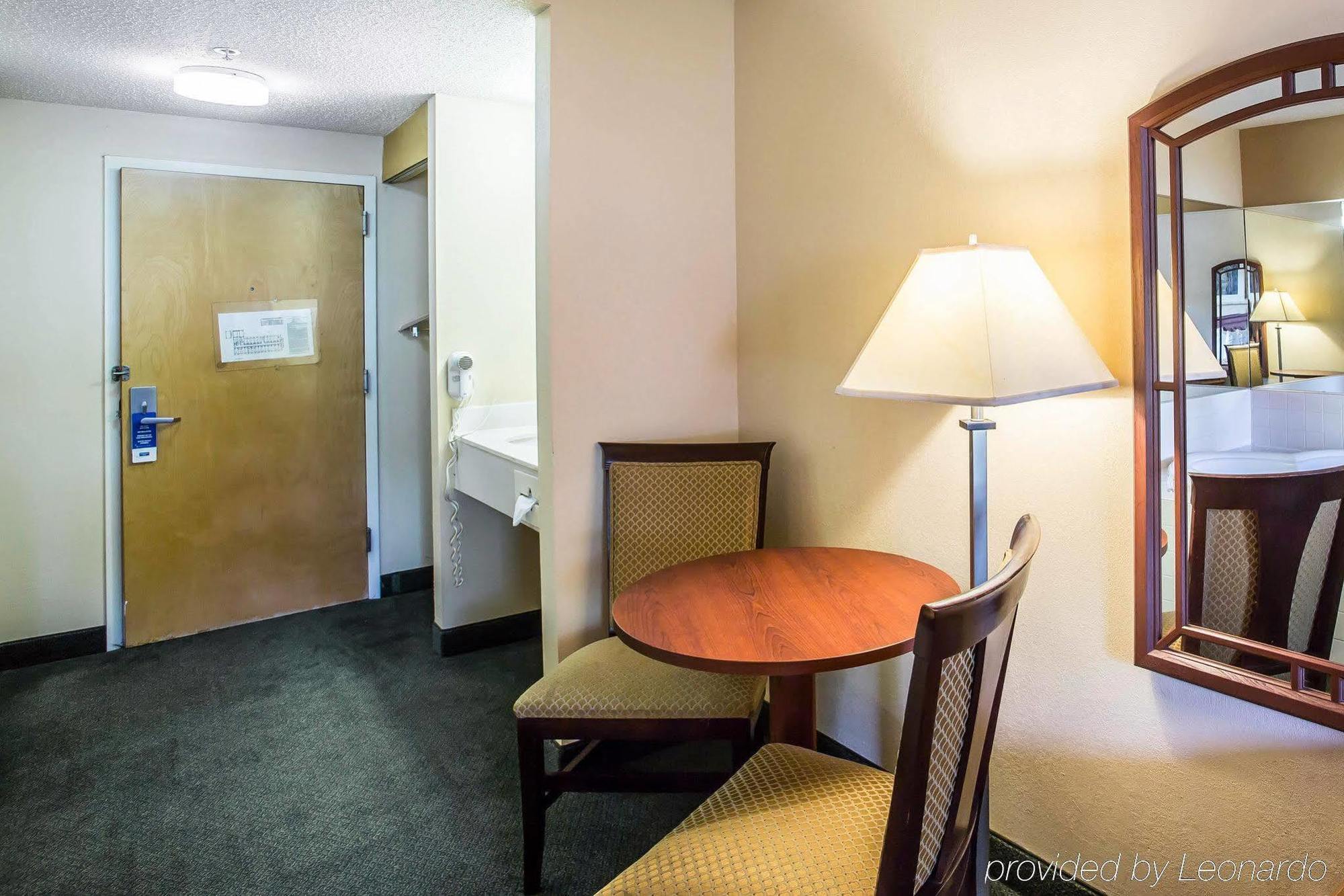 Rodeway Inn Чаттануга Экстерьер фото