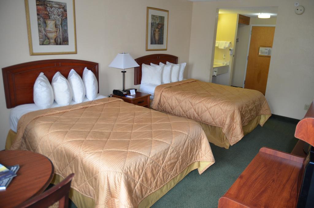 Rodeway Inn Чаттануга Номер фото